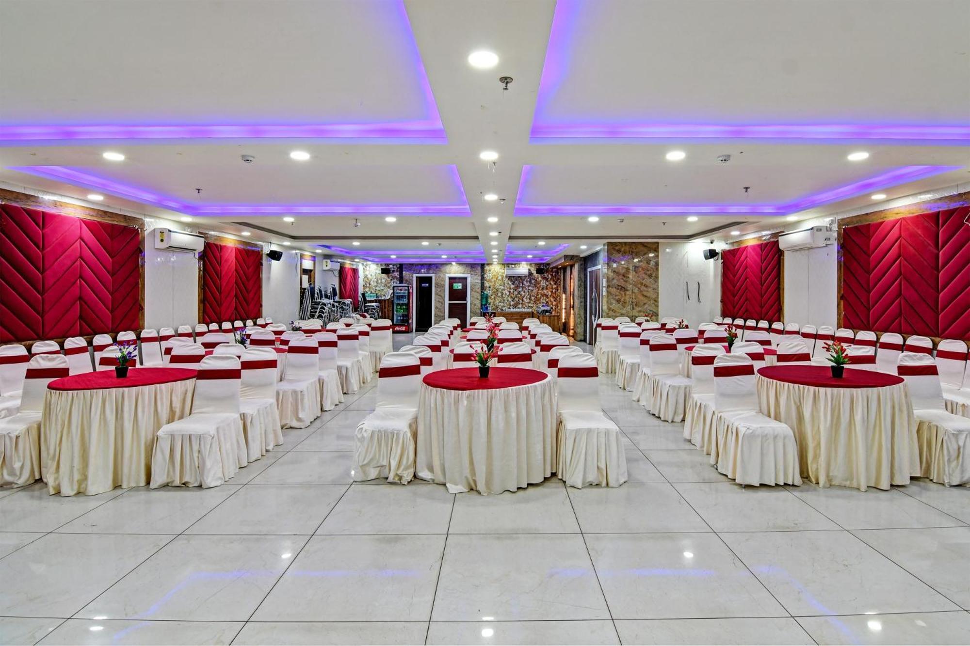 Townhouse The Grand Touch & The Royal Touch Hotel Digha  Exterior photo