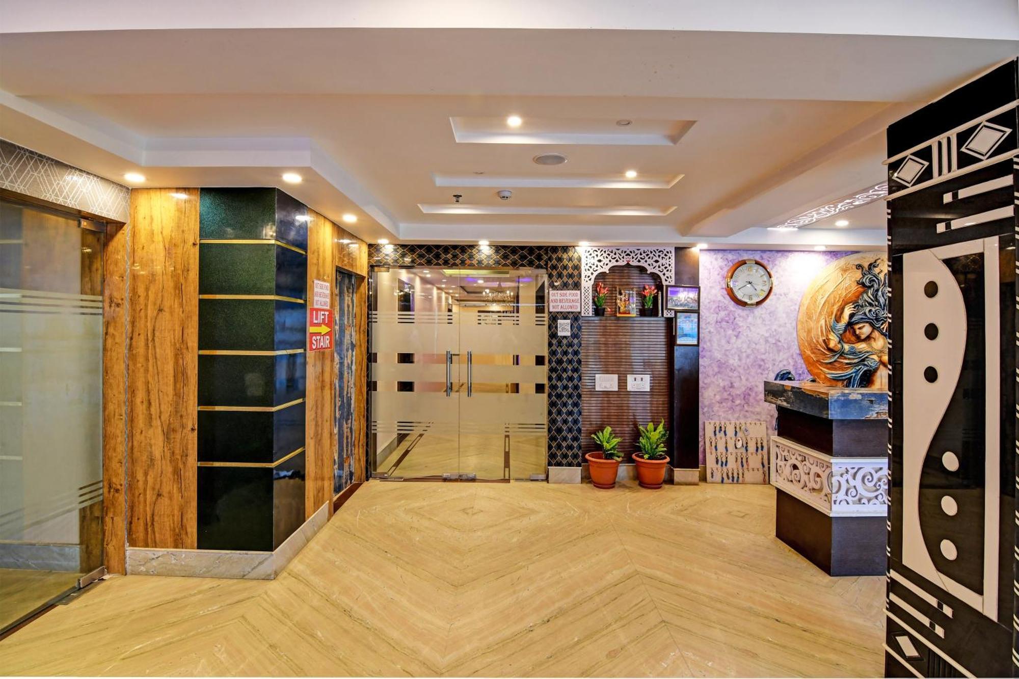 Townhouse The Grand Touch & The Royal Touch Hotel Digha  Exterior photo