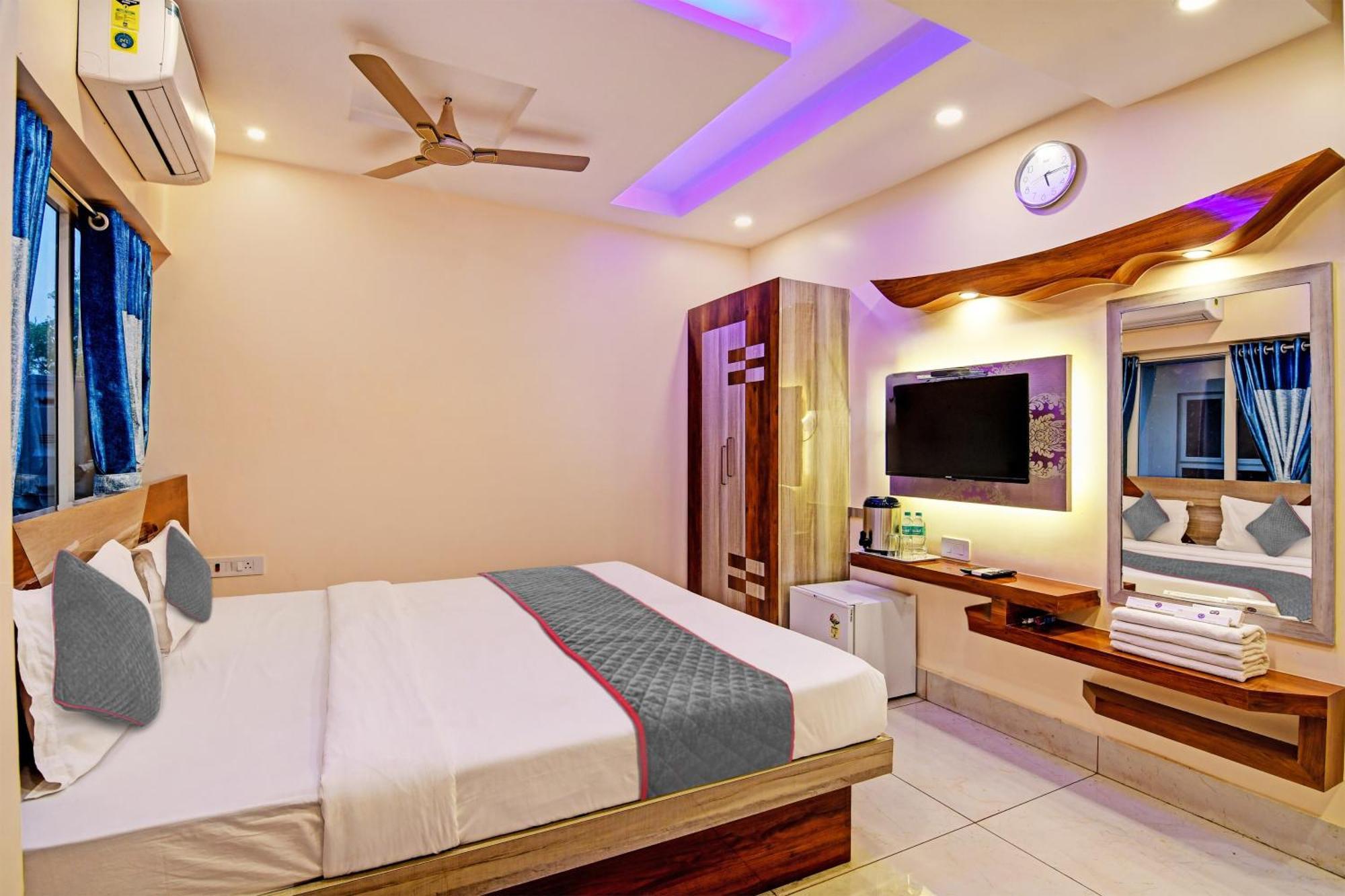 Townhouse The Grand Touch & The Royal Touch Hotel Digha  Exterior photo